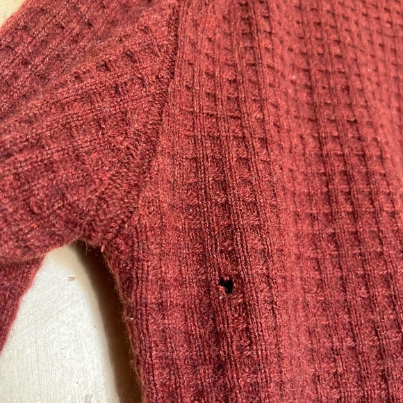 EVERLANE ReCashmere Belgian Waffle Henley in Clay Size Small - Picture 9 of 10